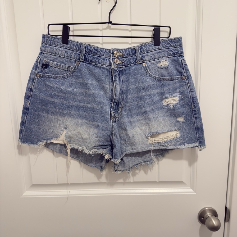 Kancan Women's Light Jean Distress Cut Off Shorts Size 13/30